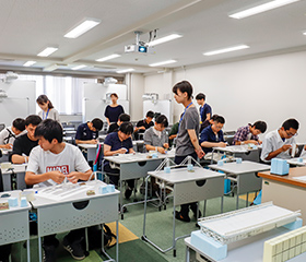 地域未来デザイン工学科 社会インフラ工学コース